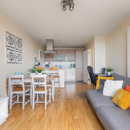 Stratford Skyview Apartment London Kültér fotó